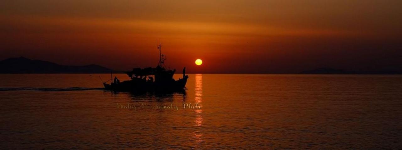 Akti Miaouli Holiday Home Βάρη Εξωτερικό φωτογραφία